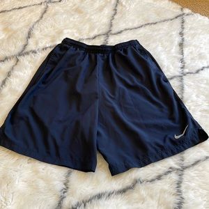 Nike men’s size small navy shorts